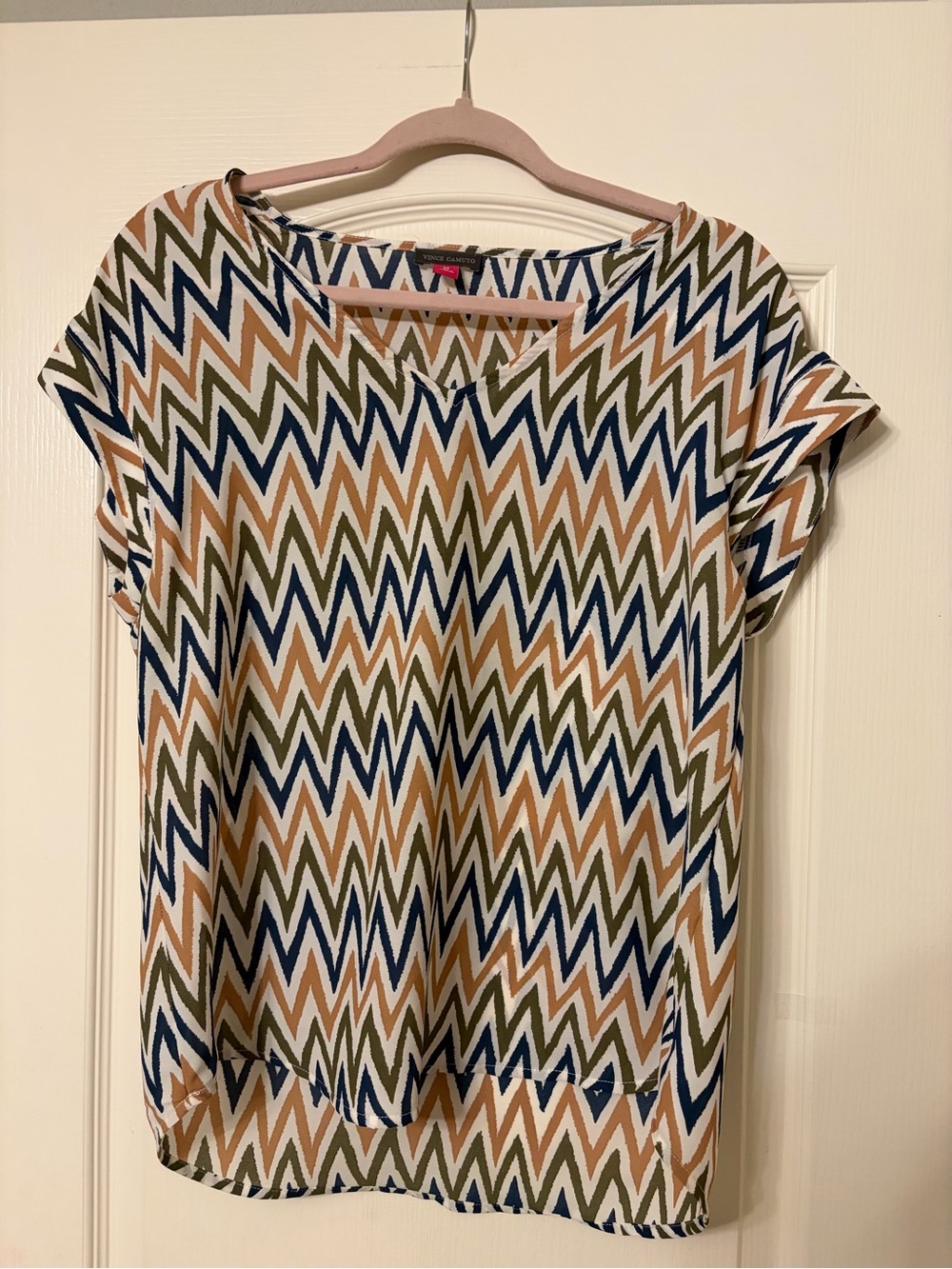 Vince Camuto Chevron Cap Sleeve Top in Navy, Olive & Tan